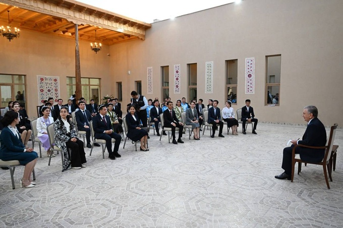 туризм, хива, шавкат мирзиеев