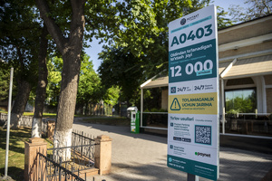 “Soatiga 12 ming so‘m qimmatlik qilyapti” — aholi Toshkentdagi pulli parkovkalar haqida