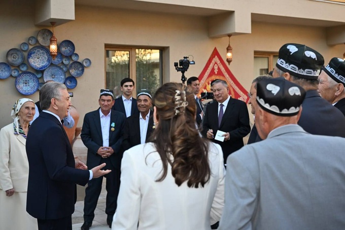 туризм, хива, шавкат мирзиеев