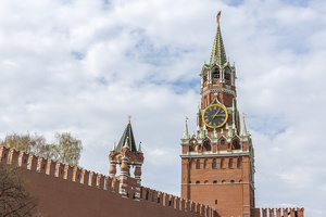 В России мигрантов обяжут покупать телефоны для отслеживания местонахождения