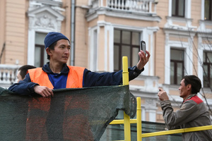 Moskva va Moskva viloyatida migrantlarni geolokatsiya bo‘yicha kuzatish rejalashtirilmoqda