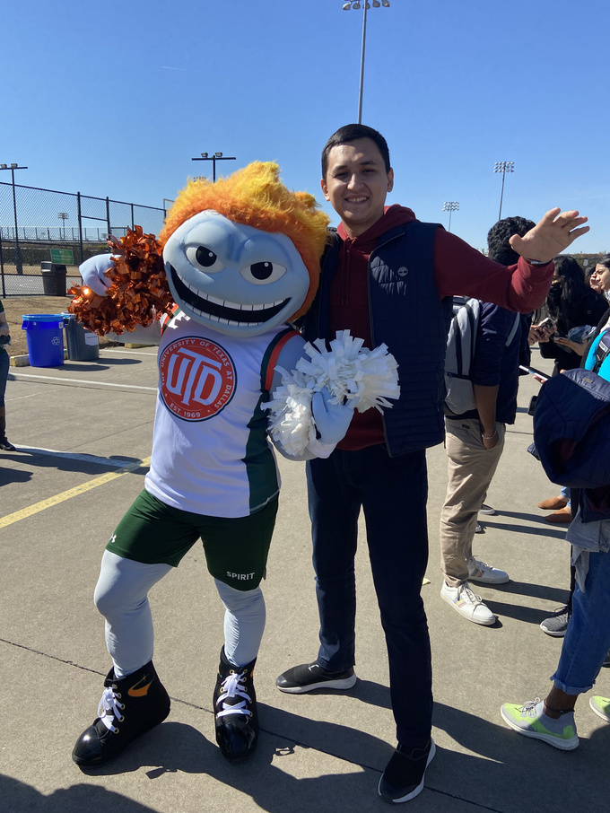 amazon, analitika, aqsh, fayzulla abdurahimov, xorijdagi o'zimiznikilar