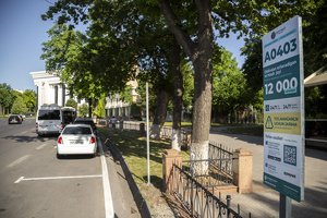 В Ташкенте жителям районов разрешат бесплатно парковаться по ночам и в праздники
