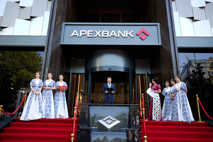 apex bank, реклама