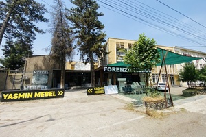 На торги выставили помещение мебельного магазина в Ташкенте