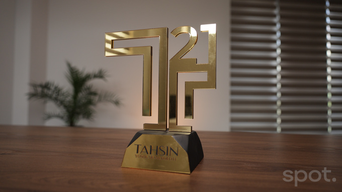 iman kompaniyasi, ryukzagda nima bor