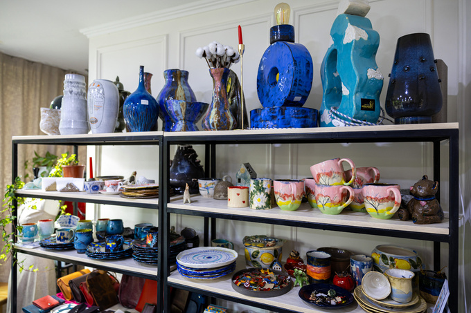 stone city, бернар арно, мода, франция