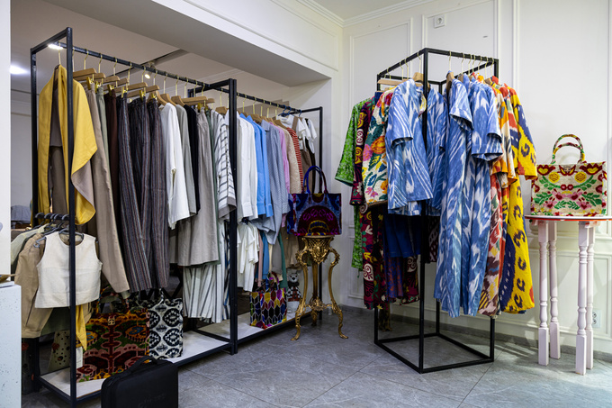 stone city, бернар арно, мода, франция