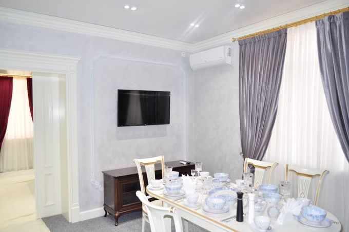 ауга, аукцион, гостиница, приватизация, хива локомотив