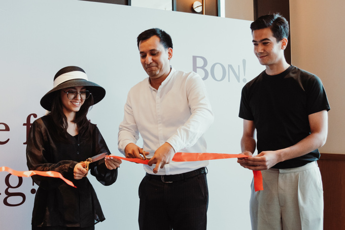 “Tiffani bilan nonushta”: Bon! Metropol’da afsonaviy film uslubidagi 27-filialini ochdi