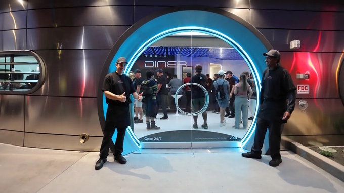 los-anjeles, restoran, tesla