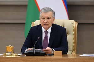 «Я был за рулем и застрял в пробке на 15−20 минут» — Мирзиёев о ситуации на дорогах Ташкента