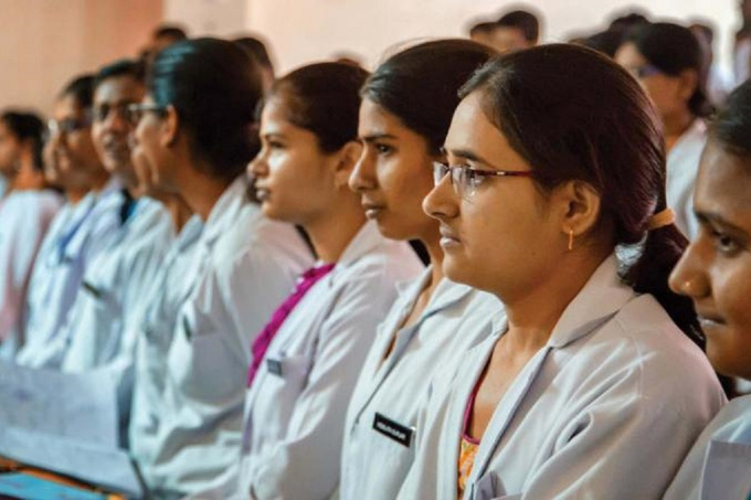 Hindiston tibbiyot talabalariga TDTU Chirchiq filialiga o‘qishga kirmaslikni tavsiya qildi