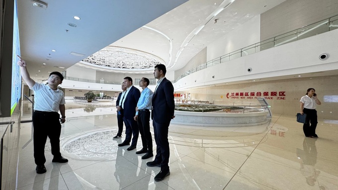 грузовые перевозки, железные дороги, китай, узтемирйулконтейнер