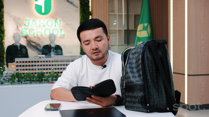 cambridge o‘quv markazi, jahongir po‘latov, ryukzagda nima bor