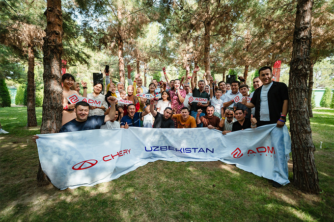 Chery собрала семьи владельцев в Ферганской долине на душевном празднике WCWL