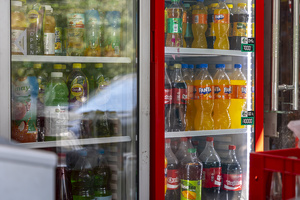 O‘zbekistonda martdan buyon bojxonada qolib ketgan 5 mingdan ortiq vitrinali muzlatgichlar sertifikatlandi