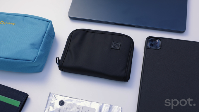 cambridge o‘quv markazi, jahongir po‘latov, ryukzagda nima bor