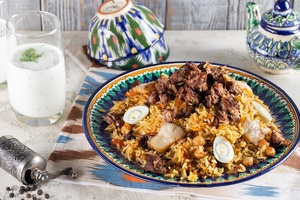 Eng qimmati Toshkentda: O‘zbekiston hududlarida 1 kg palov tayyorlash qanchaga tushmoqda?