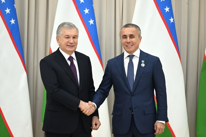 награждение, предприниматели, шавкат мирзиеев