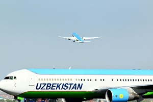 В Узбекистане пассажирские и грузовые самолеты освободили от НДС и пошлины