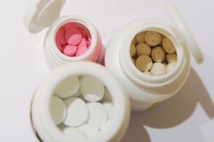 Комитет по конкуренции выявил нарушения при рекламе 7 БАДов