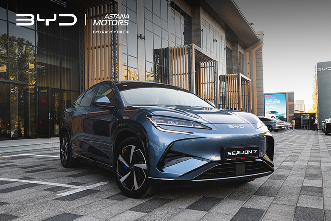 BYD Astana Motors вручила ключи первым покупателям SEALION 7
