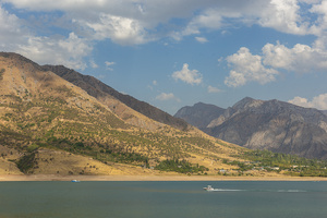 «Вместо 1 сума выплатят 2»: власти о компенсации фермерам за земли под Sea Breeze на Чарваке