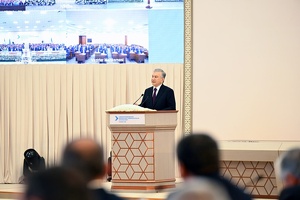 Мирзиёев ввел годичный мораторий на штрафы за просроченную экспортную задолженность