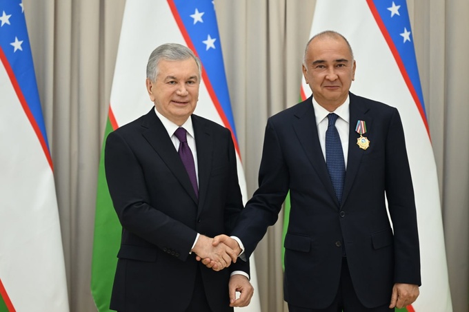 награждение, предприниматели, шавкат мирзиеев