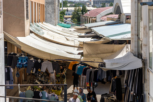 Собственники рынков и ТРЦ будут должны страховать их от пожаров