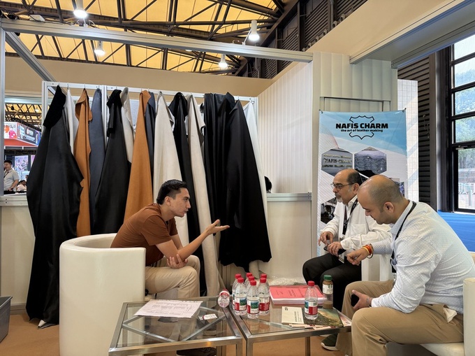 италия, китай, кожа, узчармсаноат