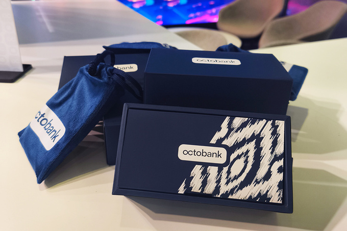 octobank, реклама