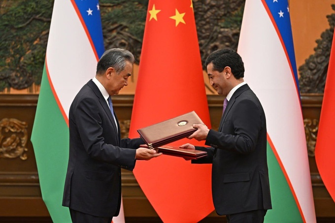 hujjatlar, shavkat mirziyoyev, si szinpin, xitoy