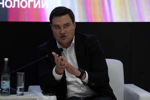 «Мы начнем очень сильно любить искусственный интеллект» — первый замглавы Минцифры