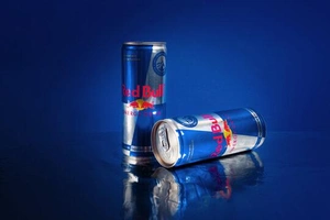 Namanganda Red Bull ichimligining kontrafakt mahsulotlarini sotgan tadbirkorga chora ko‘rildi