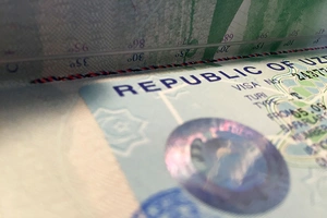 Иностранцы в Узбекистане смогут обратиться за продлением визы онлайн