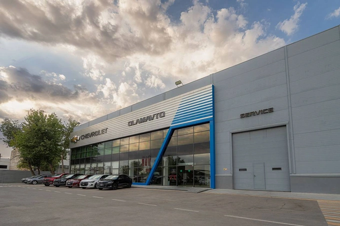 Почему узбекские предприниматели все чаще выбирают официальные автосалоны