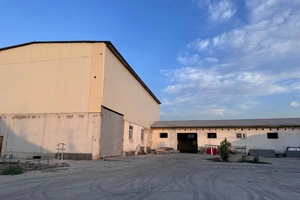 В Ташкенте на продажу за долги выставили завод гранитных плит