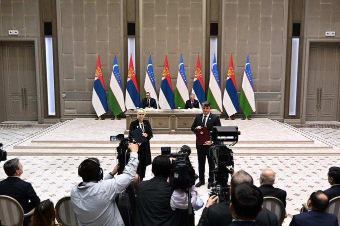 александр вучич, сербия, шавкат мирзиеев