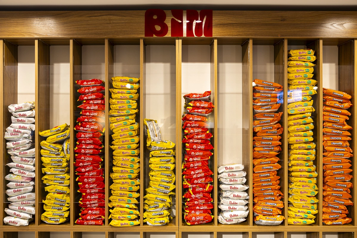 200 раменов в день: кто такие BIM, почему они нравятся зумерам и как зарабатывать деньги на лапше