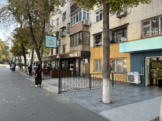 вывески, незаконная реклама, хокимият ташкента