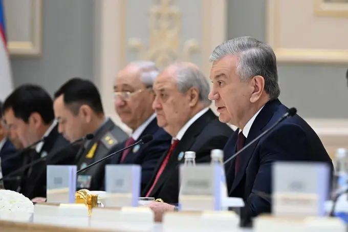 qozogʻiston, transport yo'lagi