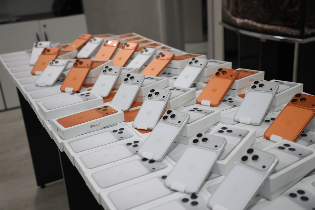 iphone 17, контрабанда, таможенный комитет