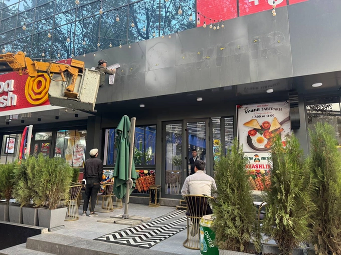 вывески, незаконная реклама, хокимият ташкента