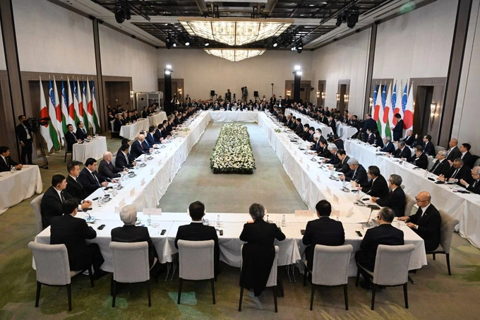 sojitz, sumitomo corporation, toyota, шавкат мирзиеев, япония