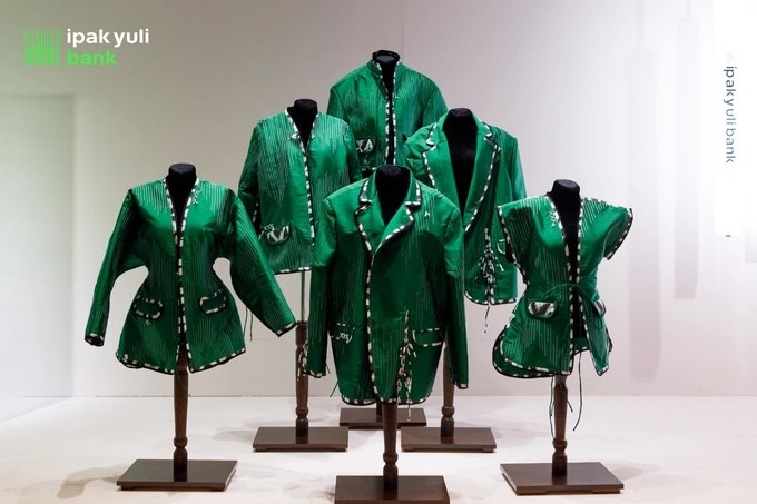 ipak yuli banki, реклама