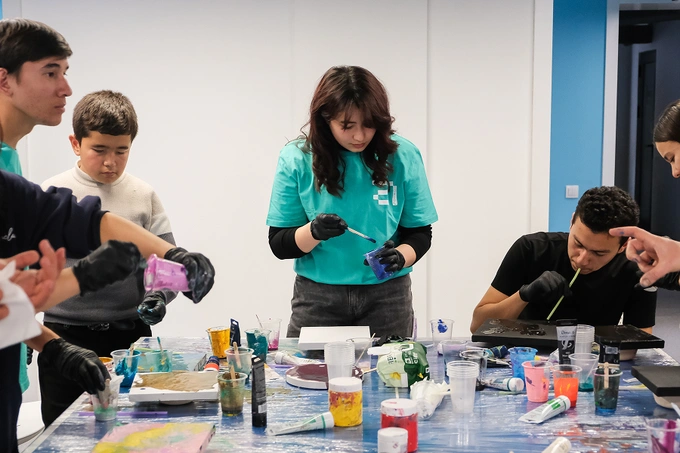 21 school, реклама