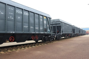 Узбекистан в 2025 году увеличил экспорт золота, продовольствия, одежды и нефтепродуктов