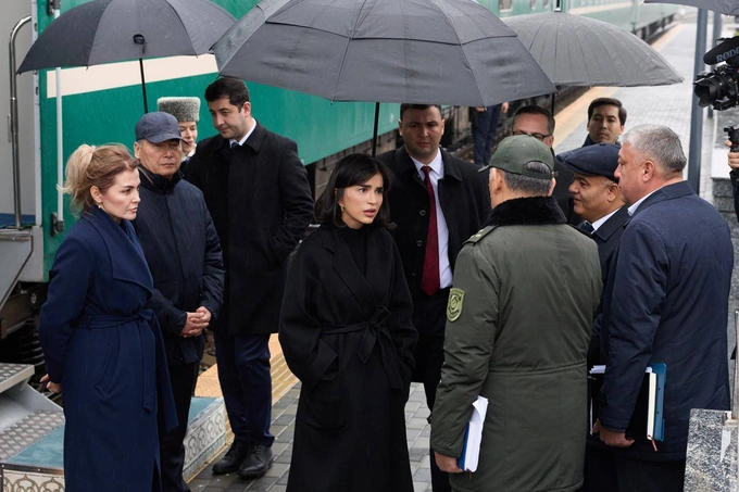 logistika markazi, saida mirziyoyeva, samarqand, savdo markazi, tibbiyot markaz, tojikiston, urgut